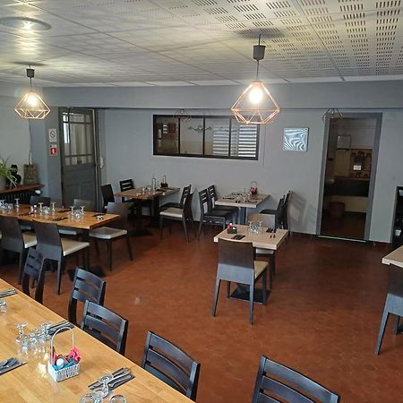 Auberge Des Platanes Villevocance Екстер'єр фото