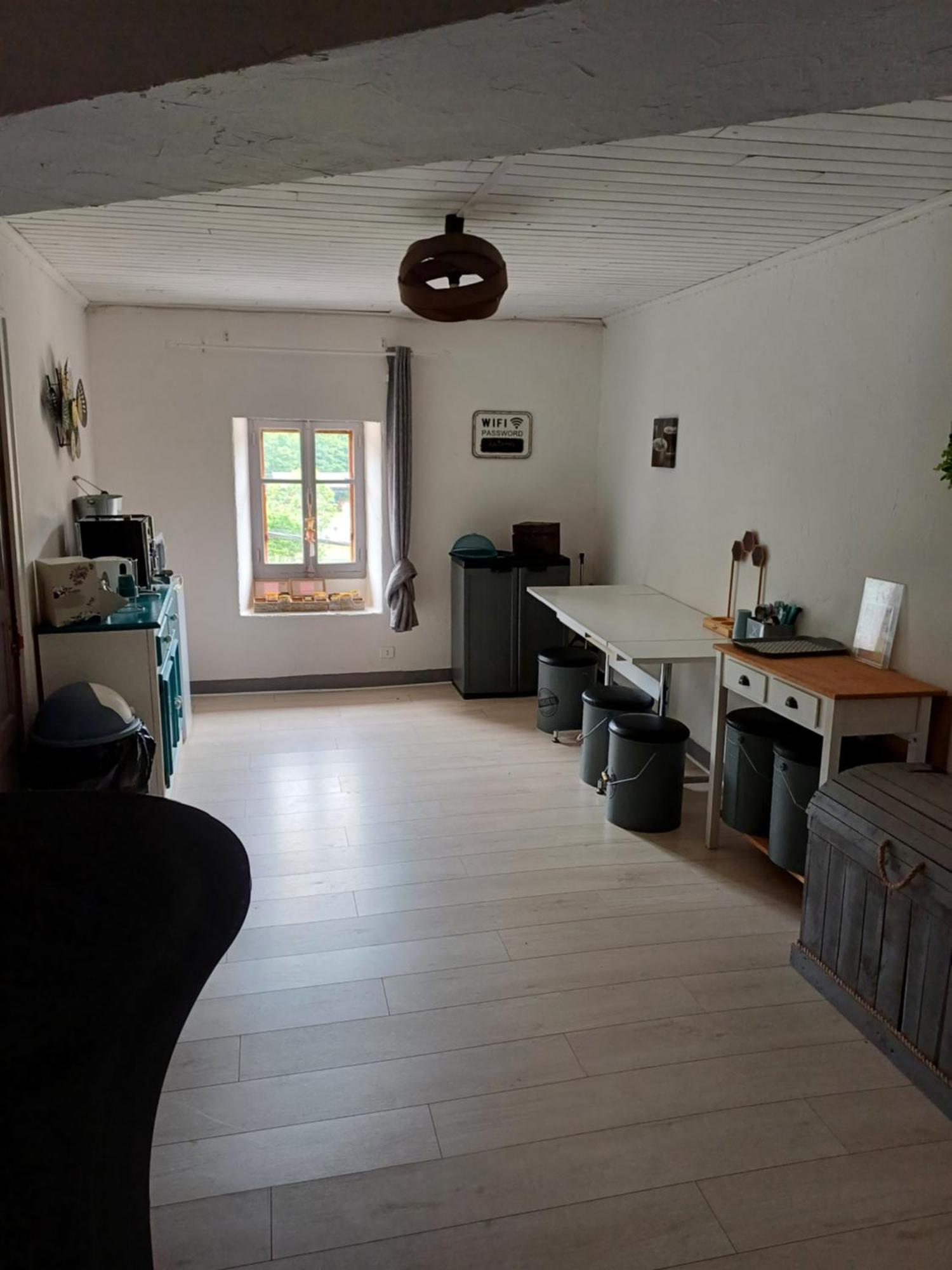 Auberge Des Platanes Villevocance Екстер'єр фото